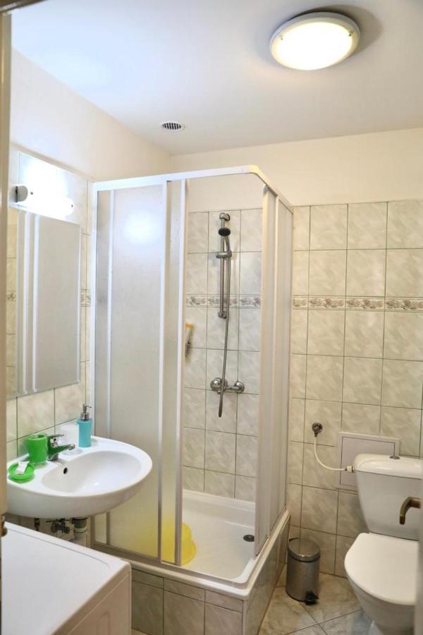 Lana Lo Apartments Karlsbad Buitenkant foto