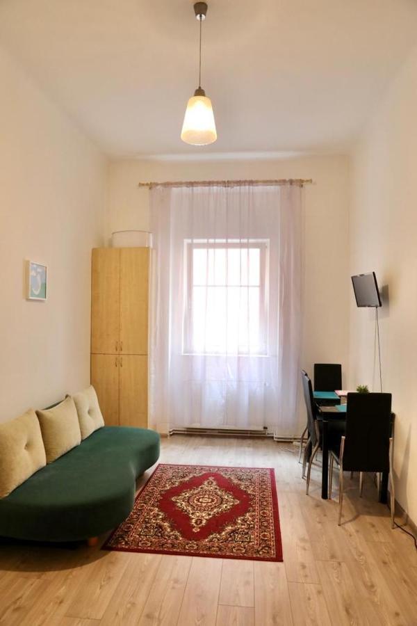 Lana Lo Apartments Karlsbad Buitenkant foto