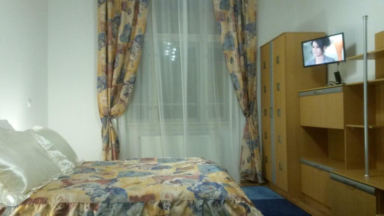 Lana Lo Apartments Karlsbad Buitenkant foto