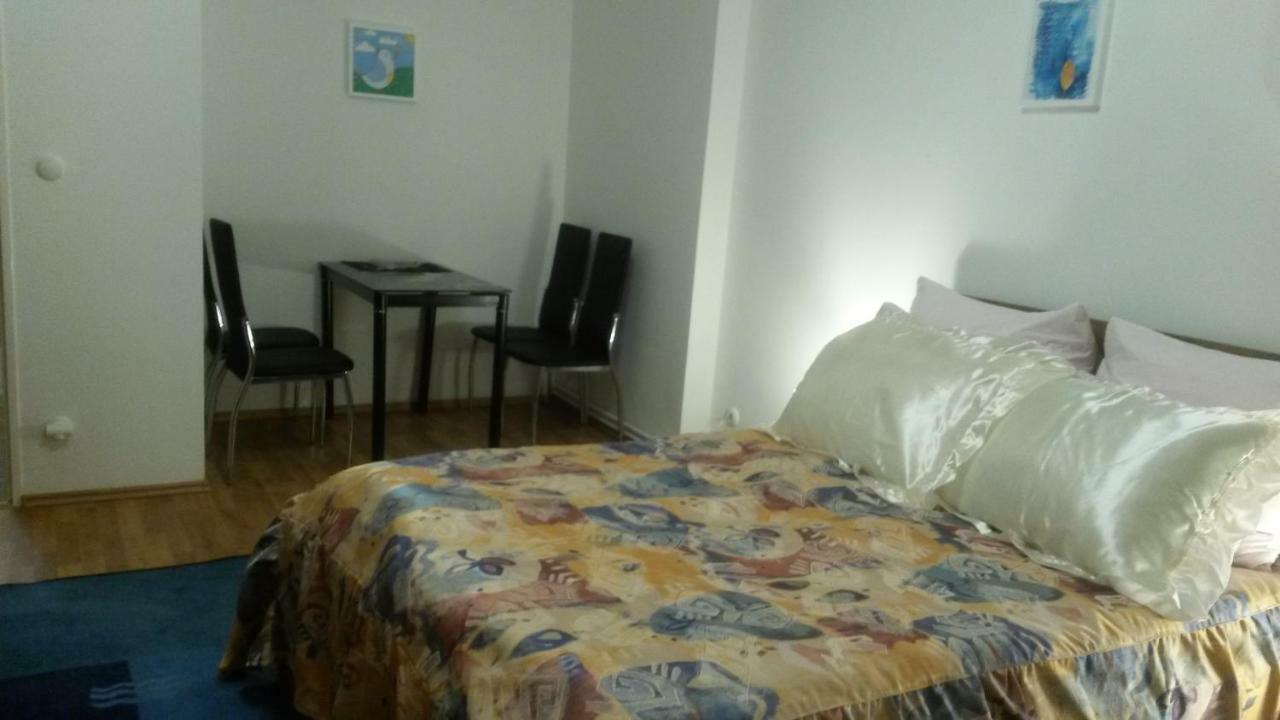 Lana Lo Apartments Karlsbad Buitenkant foto
